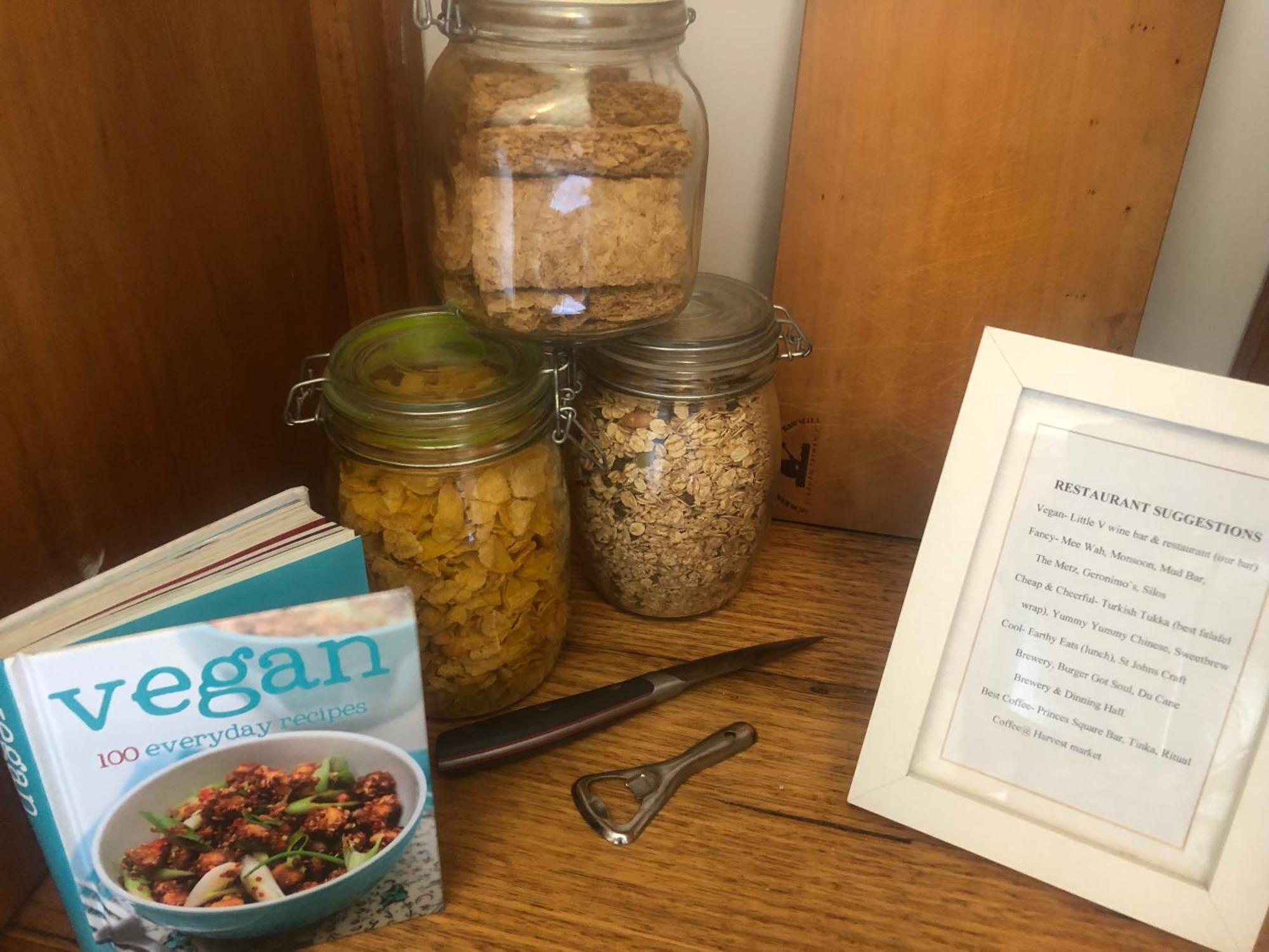 Lovely Budget Vegan Homestay ロンセストン エクステリア 写真